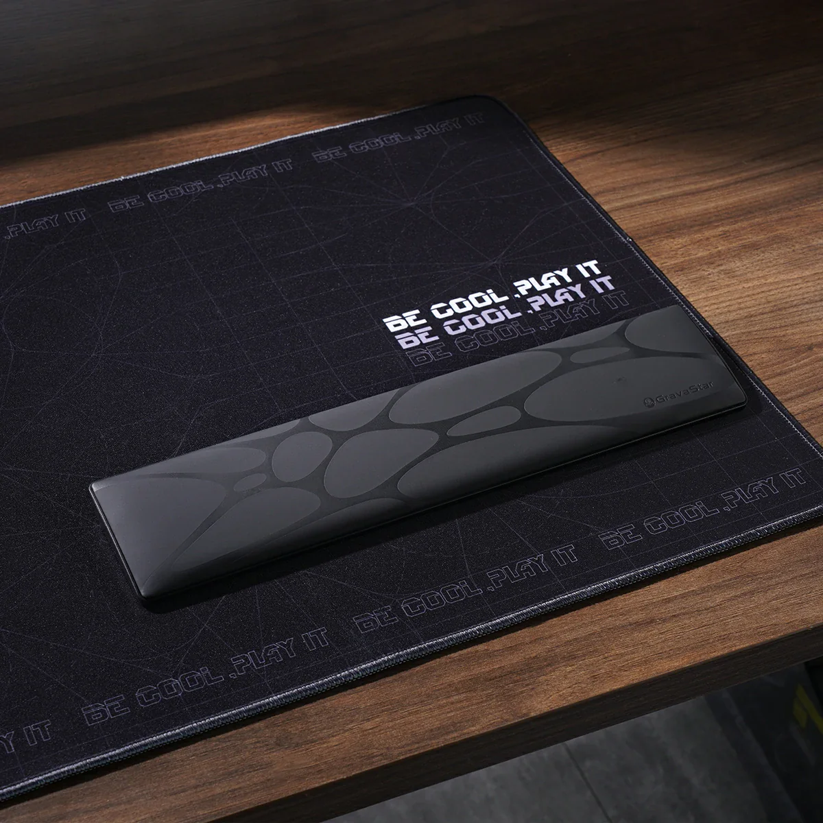 GravaStar 75% Keyboard Wrist Rest Pad - Image 3