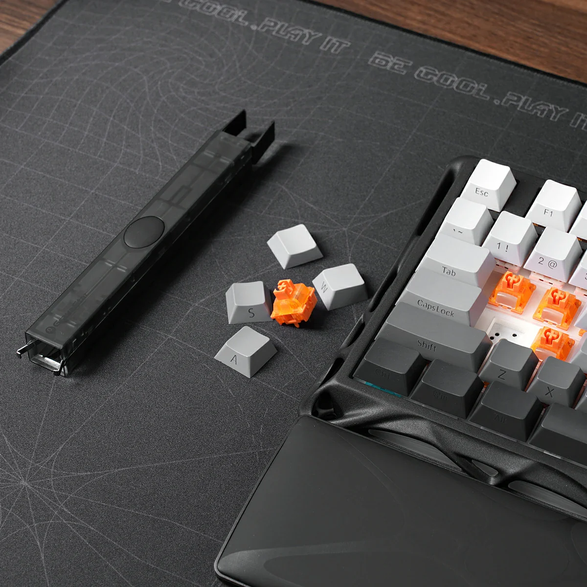 GravaStar Keycap & Switch 2-In-1 Puller（US Only） - Image 3